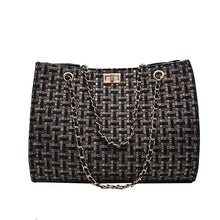 High Quality Large Capacity Ladies Handbag with Chain Shoulder Strap